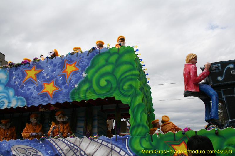 2009-Krewe-of-Iris-presents-On-the-Road-Again-Mardi-Gras-New-Orleans-0218