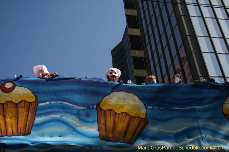 Krewe-of-Iris-2010-Carnival-New-Orleans-7529