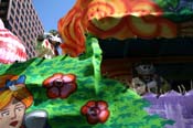 Krewe-of-Iris-2010-Carnival-New-Orleans-7518