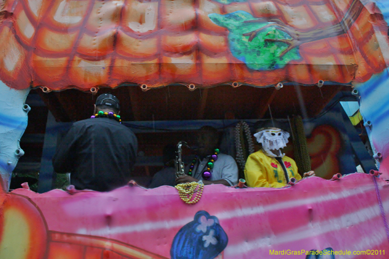 Krewe-of-Iris-2011-0283