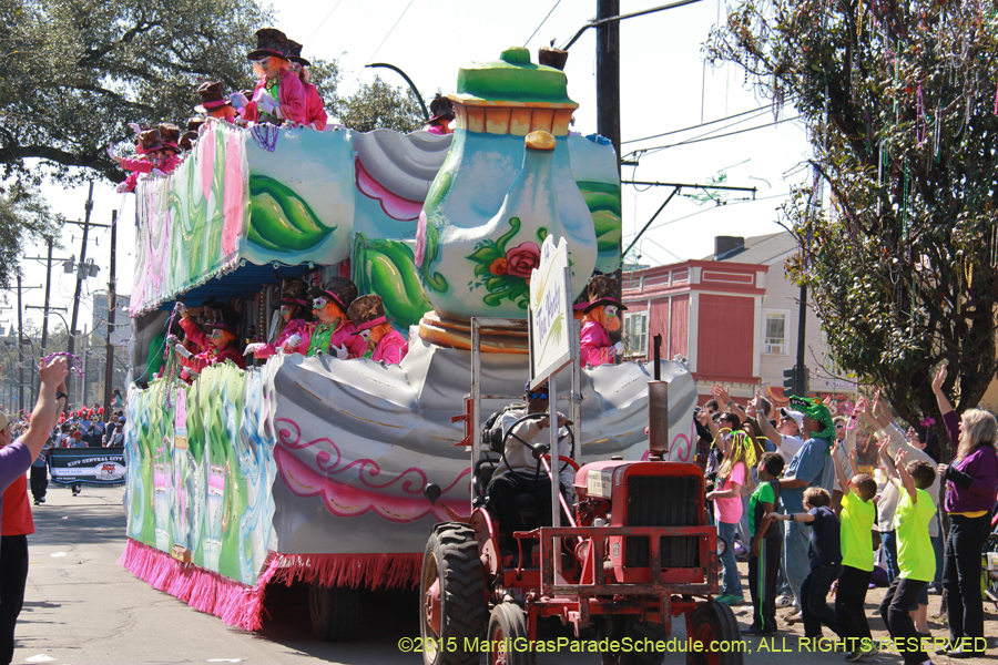 Krewe-of-Iris-2015-17204