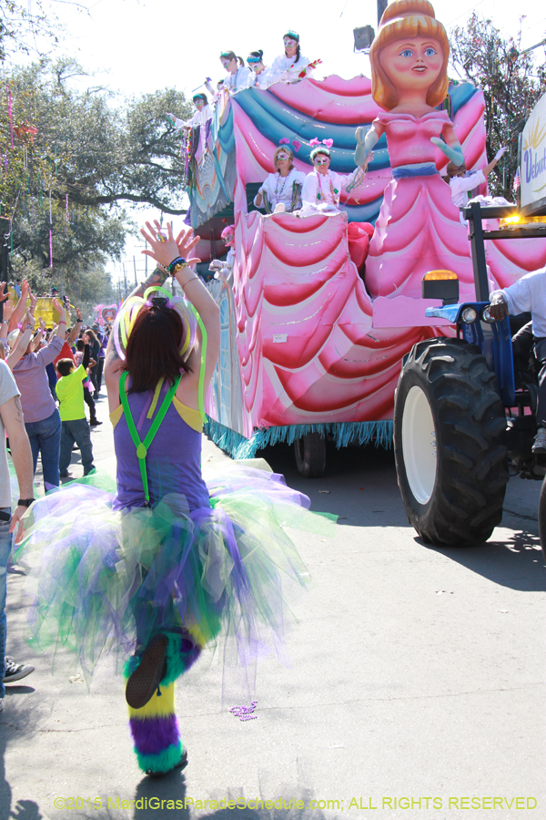 Krewe-of-Iris-2015-17433