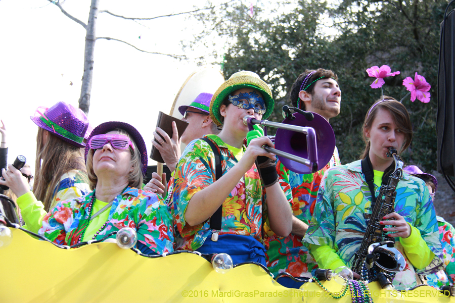 2016-le-Krewe-of-Iris-009373