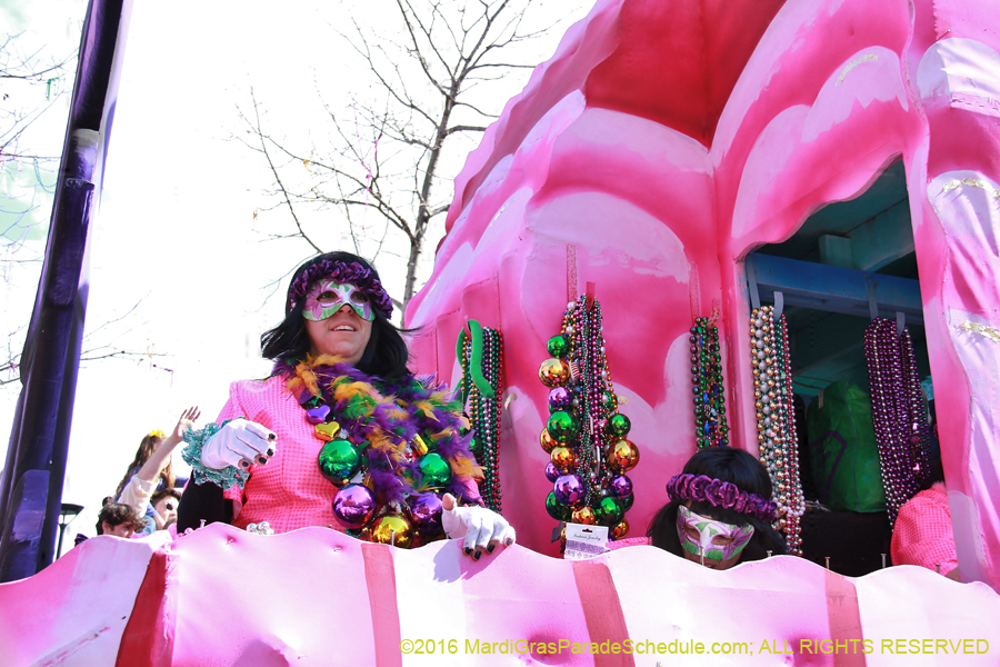 2016-le-Krewe-of-Iris-009395