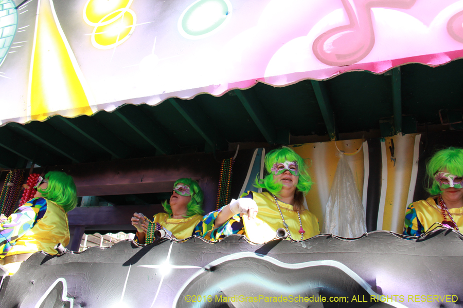 2016-le-Krewe-of-Iris-009454