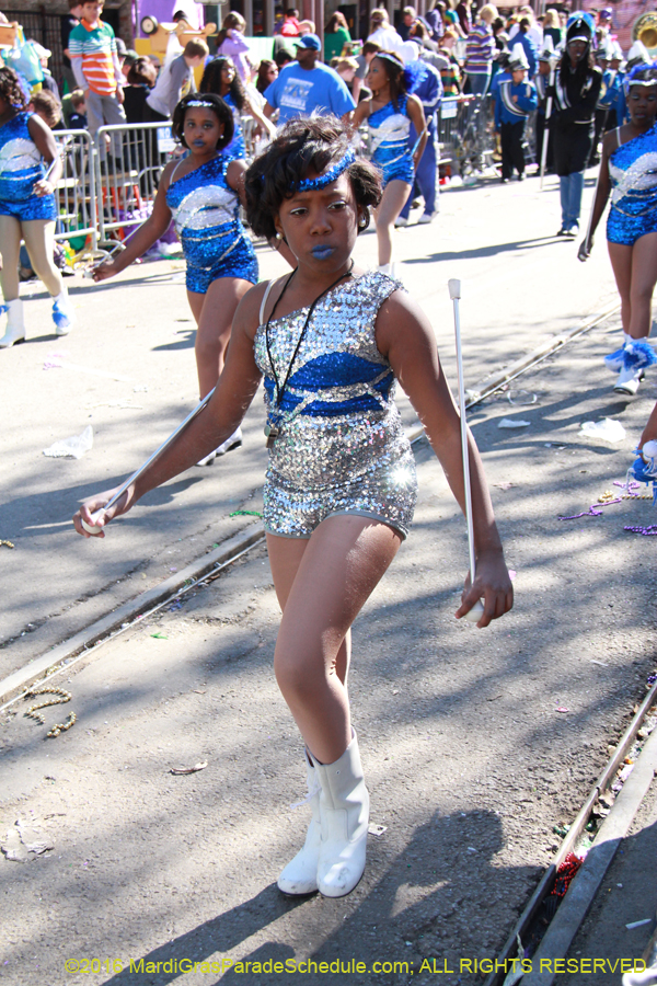 2016-le-Krewe-of-Iris-009552