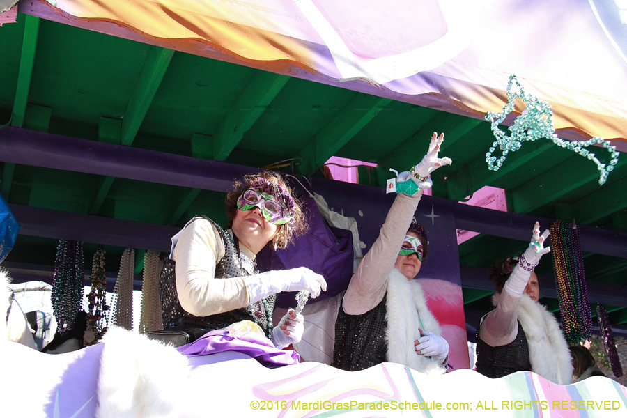 2016-le-Krewe-of-Iris-009584