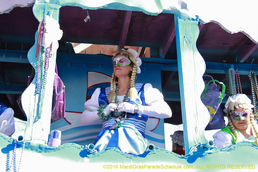 2016-le-Krewe-of-Iris-009597