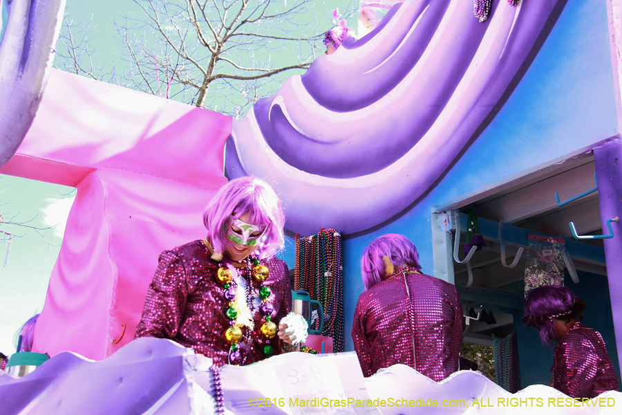 2016-le-Krewe-of-Iris-009691