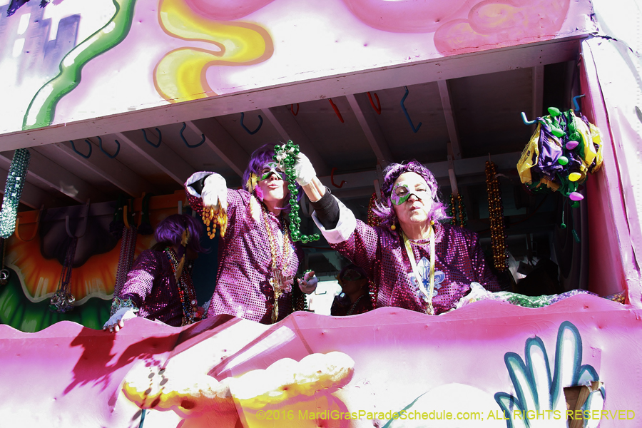 2016-le-Krewe-of-Iris-009694