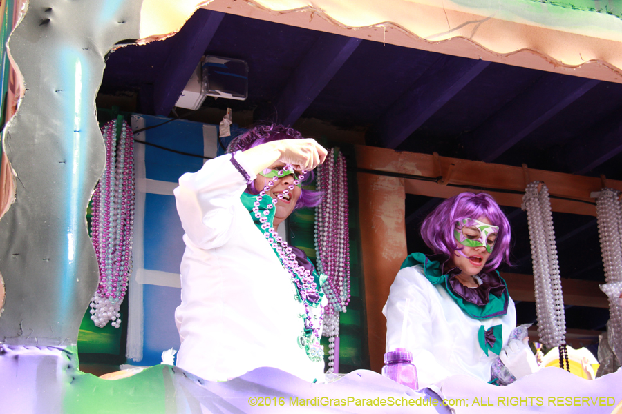 2016-le-Krewe-of-Iris-009711