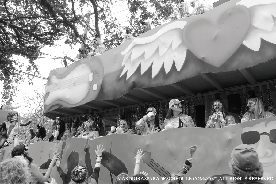 Krewe-of-Iris-00252-2022