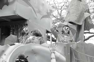 Krewe-of-Iris-00228-2022