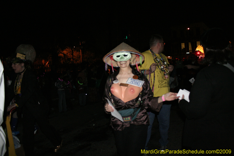 Krewe-du-Vieux-Mardi-Gras-French-Quarter-New-Orleans-2009-0235