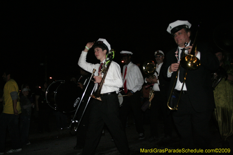 Krewe-du-Vieux-Mardi-Gras-French-Quarter-New-Orleans-2009-0305