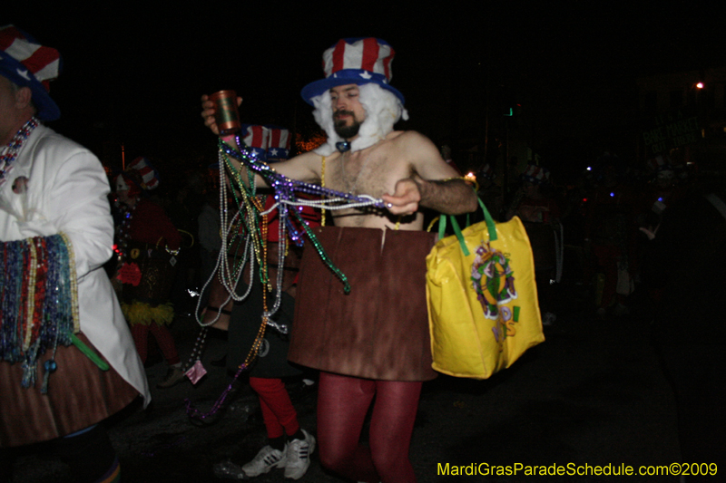 Krewe-du-Vieux-Mardi-Gras-French-Quarter-New-Orleans-2009-0315