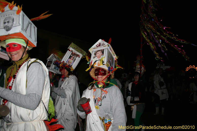 Krewe-du-Vieux-2010-1742