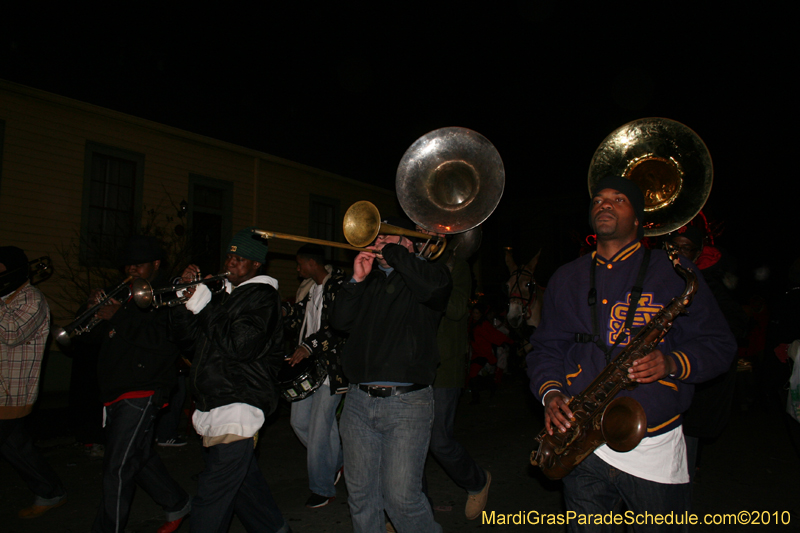 Krewe-du-Vieux-2010-1779