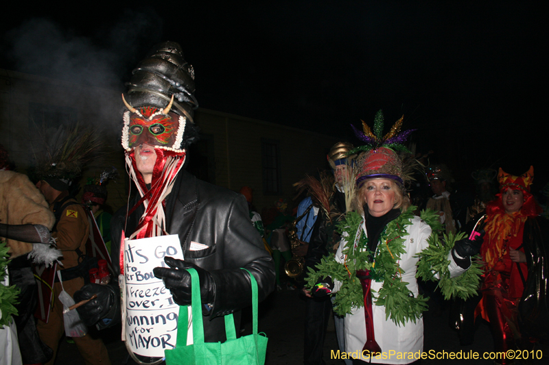 Krewe-du-Vieux-2010-1807