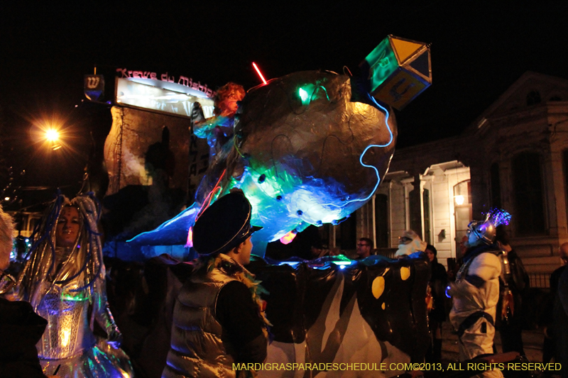 2013-Krewe-du-Vieux-1141