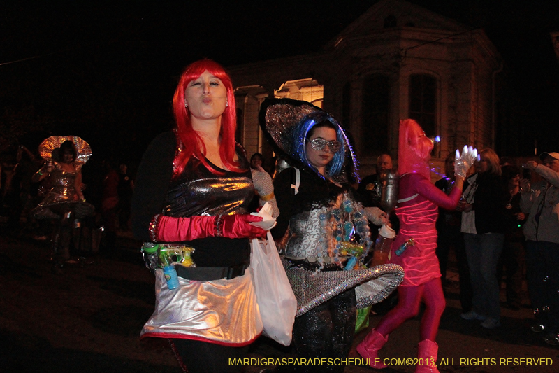 2013-Krewe-du-Vieux-1146