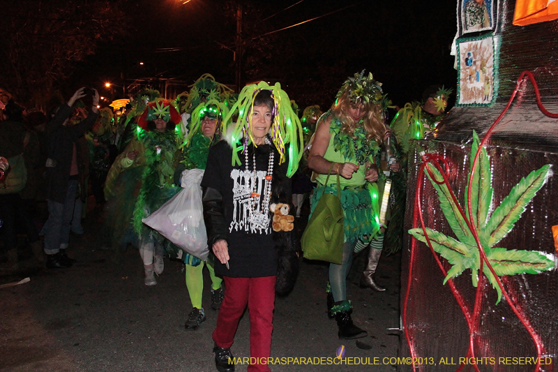 2013-Krewe-du-Vieux-1158