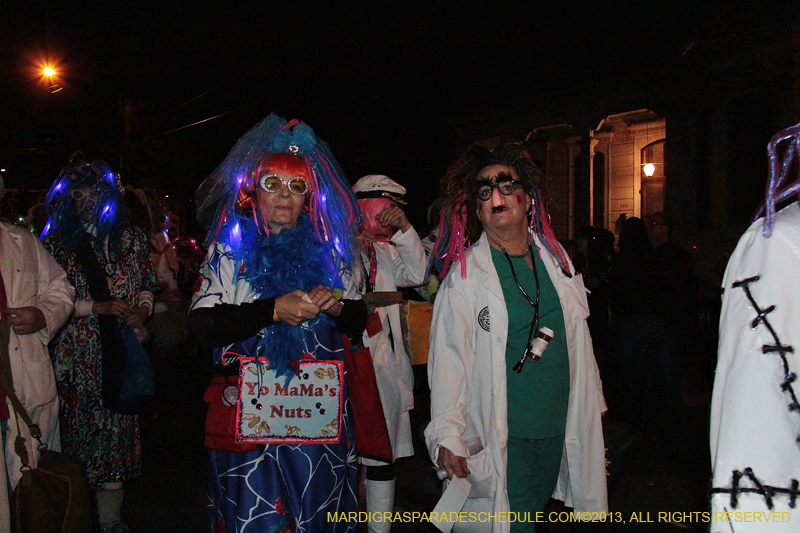 2013-Krewe-du-Vieux-1199