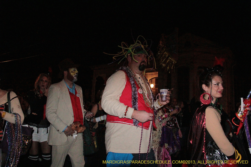 2013-Krewe-du-Vieux-1210