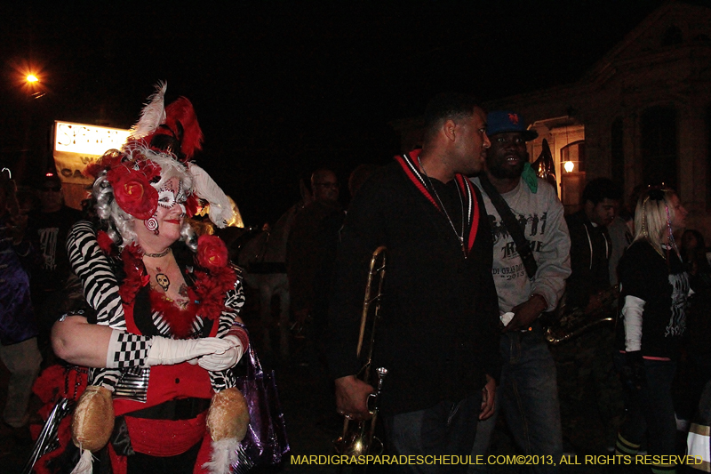 2013-Krewe-du-Vieux-1215