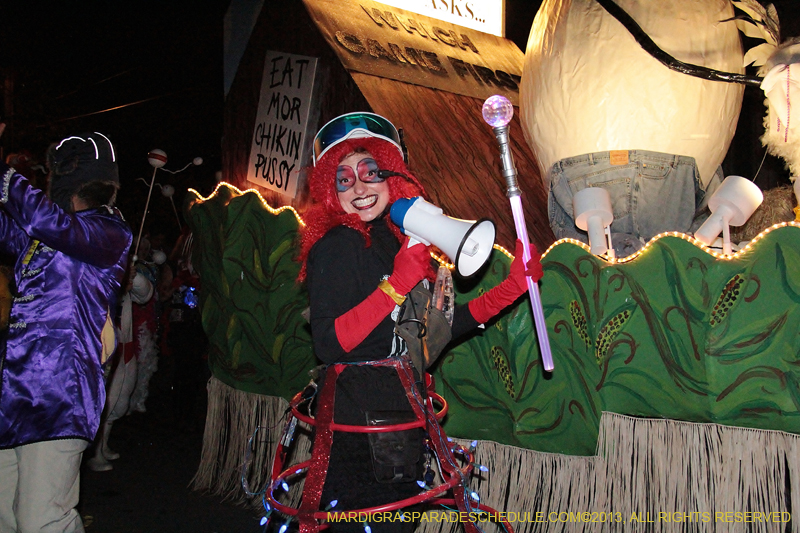 2013-Krewe-du-Vieux-1218