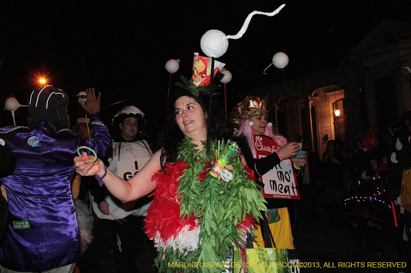 2013-Krewe-du-Vieux-1224