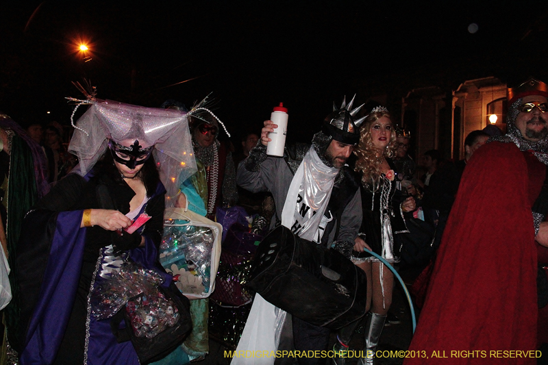 2013-Krewe-du-Vieux-1236