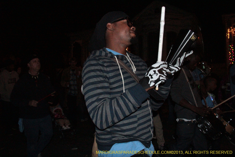 2013-Krewe-du-Vieux-1262