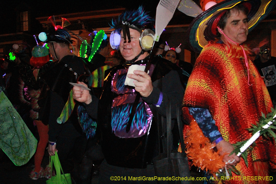 2014-Krewe-du-Vieux11138