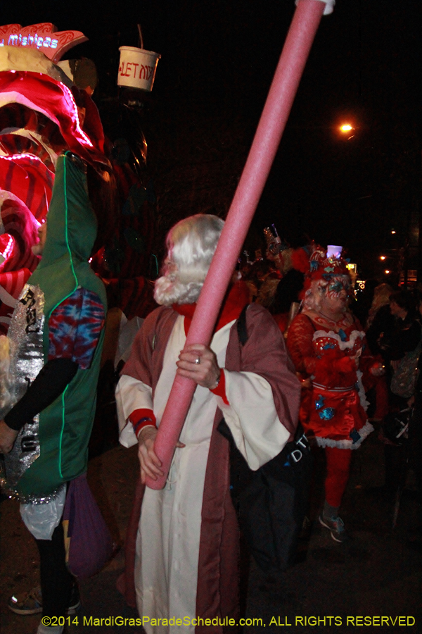 2014-Krewe-du-Vieux11154