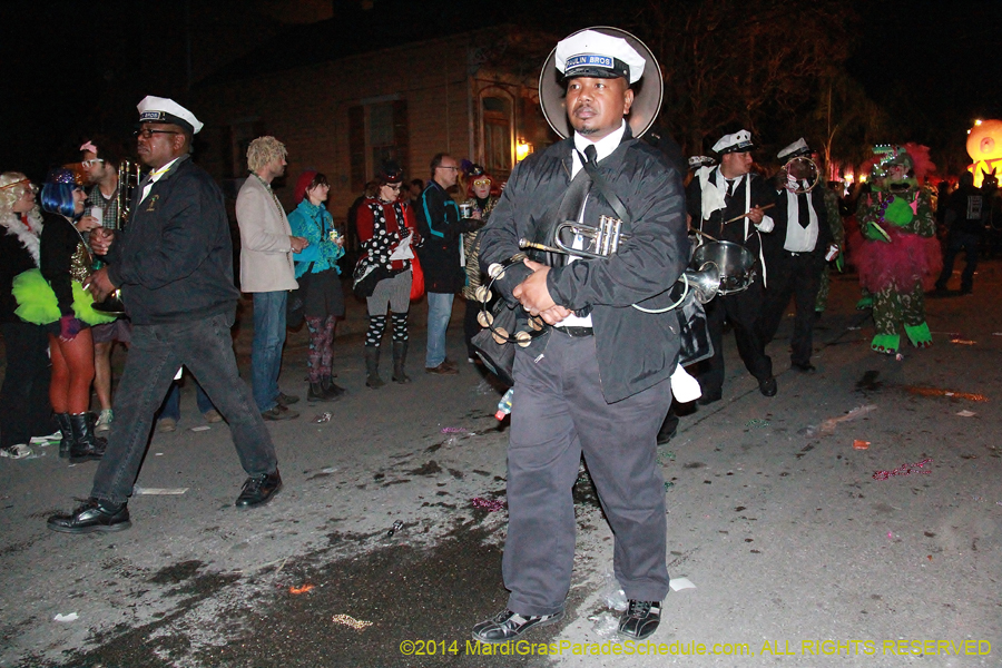 2014-Krewe-du-Vieux11207