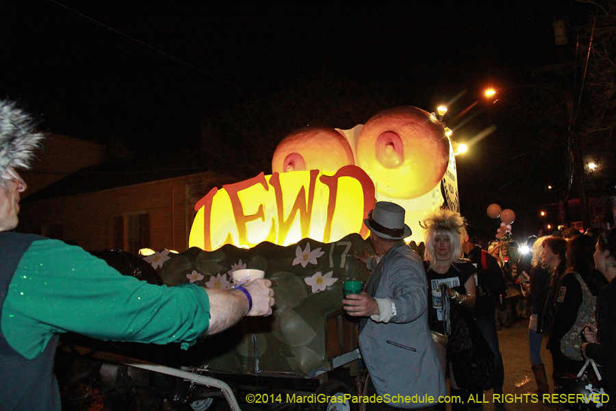 2014-Krewe-du-Vieux11209