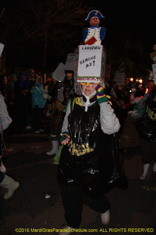 2016-Krewe-du-vieux-000808