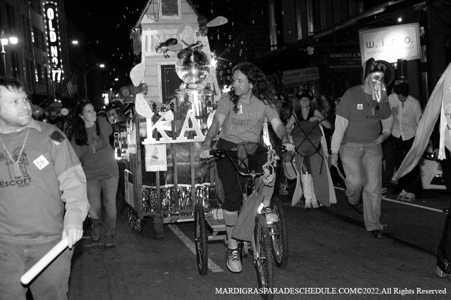 Krewe-du-Vieux00104-2022