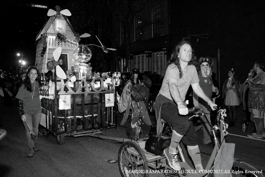 Krewe-du-Vieux00105-2022