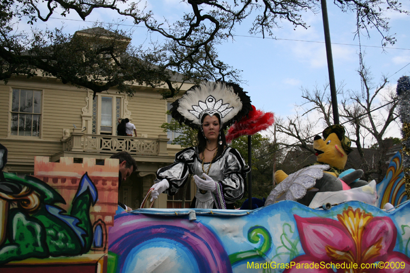 2009-Krewe-of-King-Arthur-New-Orleans-Mardi-Gras-0361