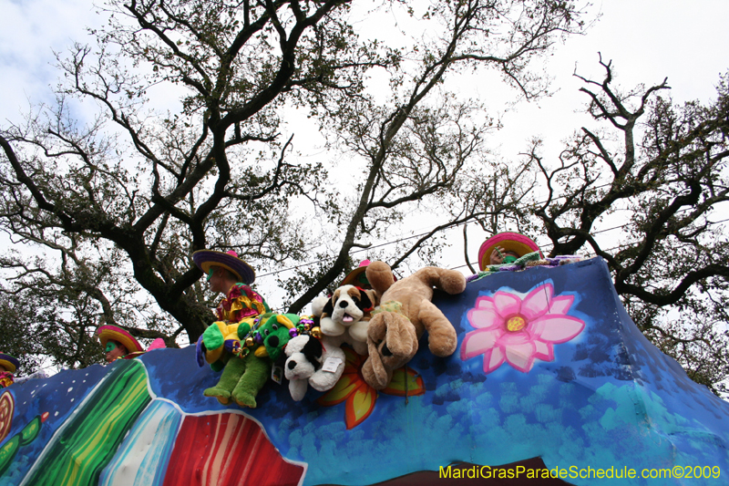 2009-Krewe-of-King-Arthur-New-Orleans-Mardi-Gras-0381