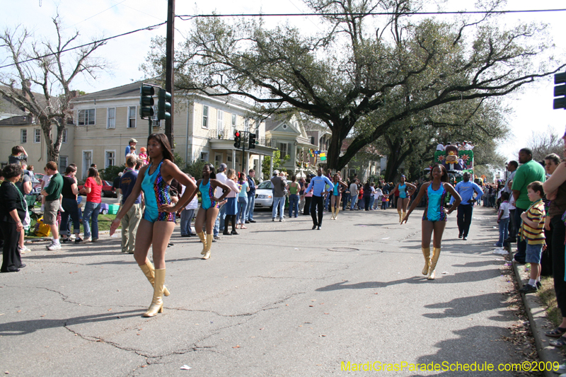 2009-Krewe-of-King-Arthur-New-Orleans-Mardi-Gras-0409