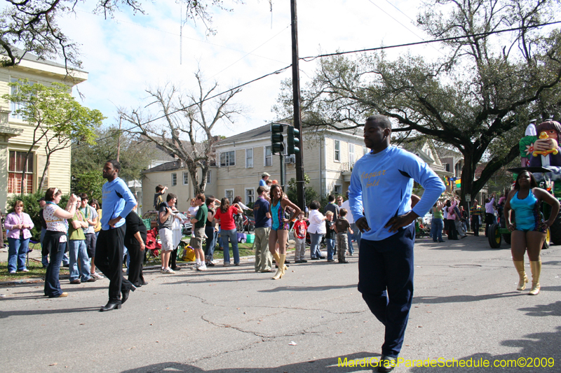 2009-Krewe-of-King-Arthur-New-Orleans-Mardi-Gras-0411