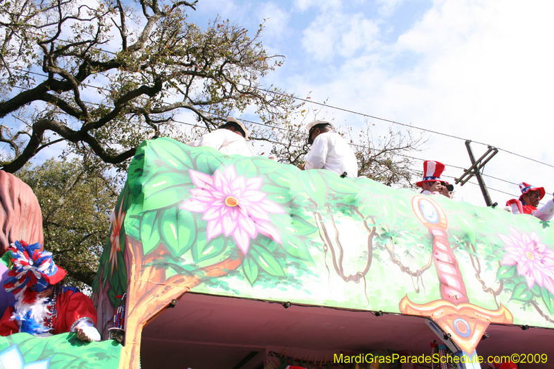 2009-Krewe-of-King-Arthur-New-Orleans-Mardi-Gras-0414