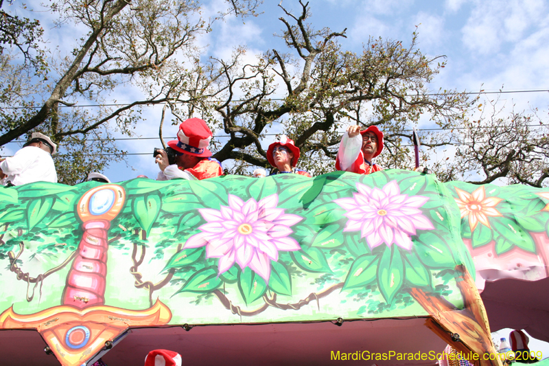 2009-Krewe-of-King-Arthur-New-Orleans-Mardi-Gras-0417