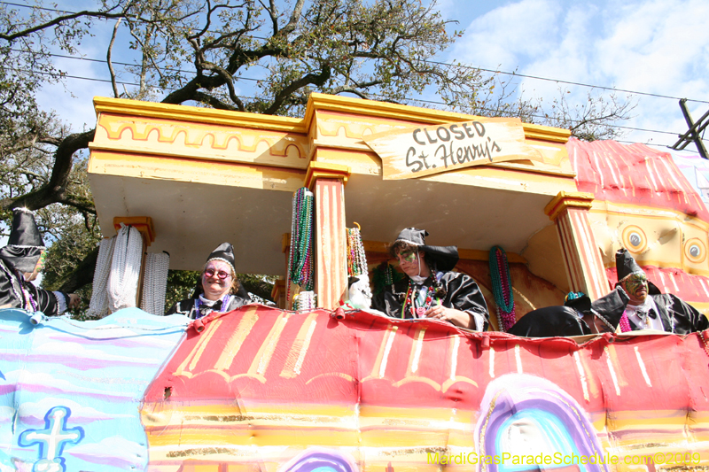 2009-Krewe-of-King-Arthur-New-Orleans-Mardi-Gras-0434