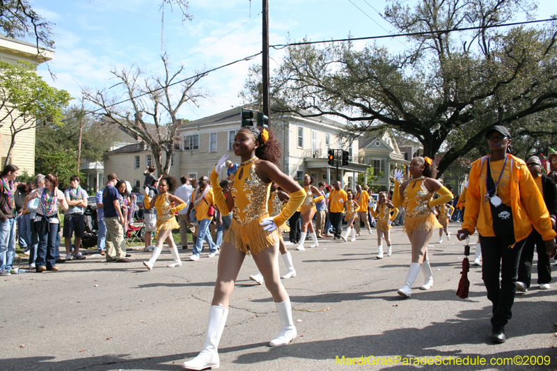 2009-Krewe-of-King-Arthur-New-Orleans-Mardi-Gras-0449