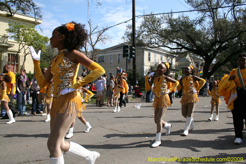 2009-Krewe-of-King-Arthur-New-Orleans-Mardi-Gras-0450