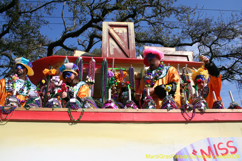 2009-Krewe-of-King-Arthur-New-Orleans-Mardi-Gras-0466